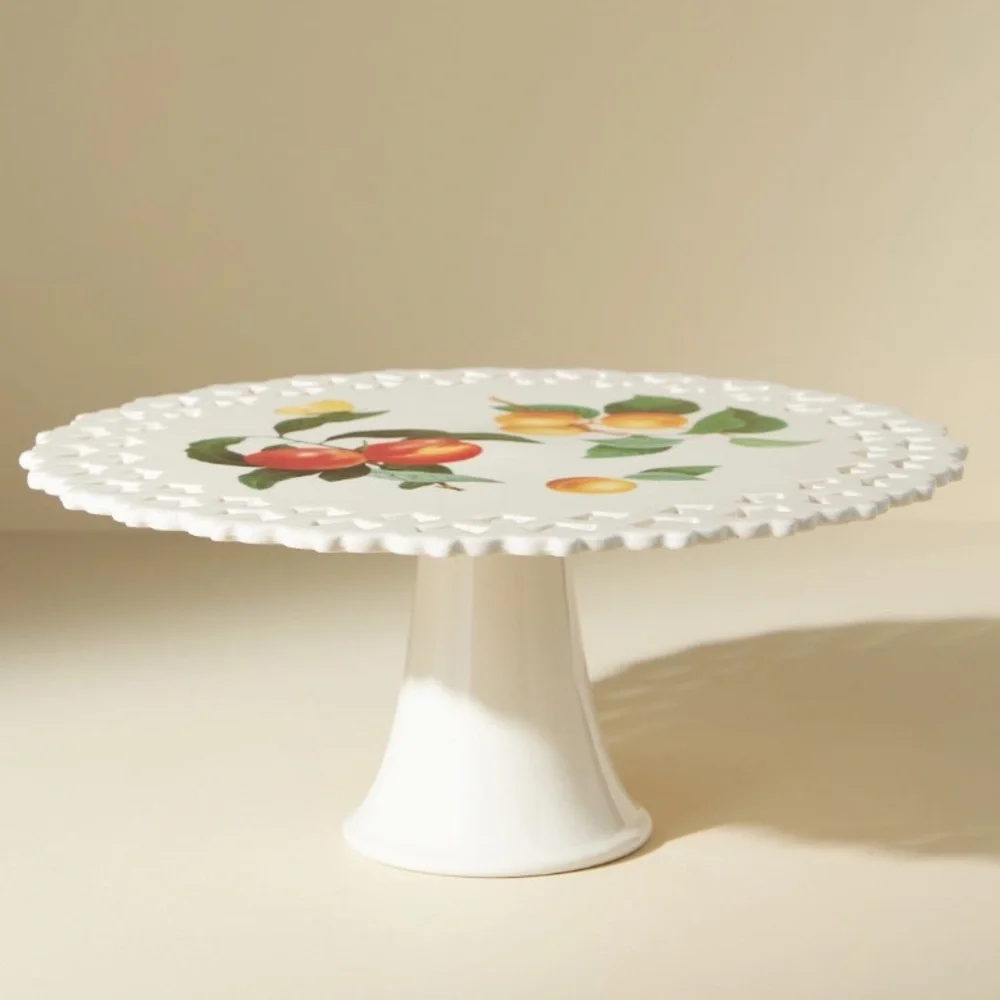 Chantilly Cake Stand